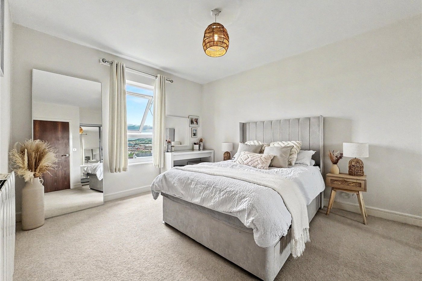 1 bedroom property for sale in Gillingham | Robinson Michael & Jackson