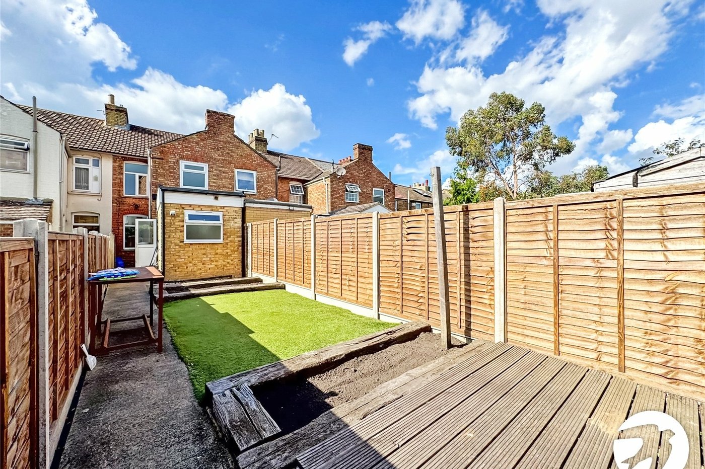 2 bedroom house for sale in Maidstone | Robinson Michael & Jackson