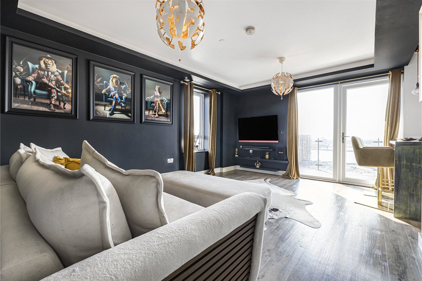 2 bedroom property for sale in Gillingham | Robinson Michael & Jackson