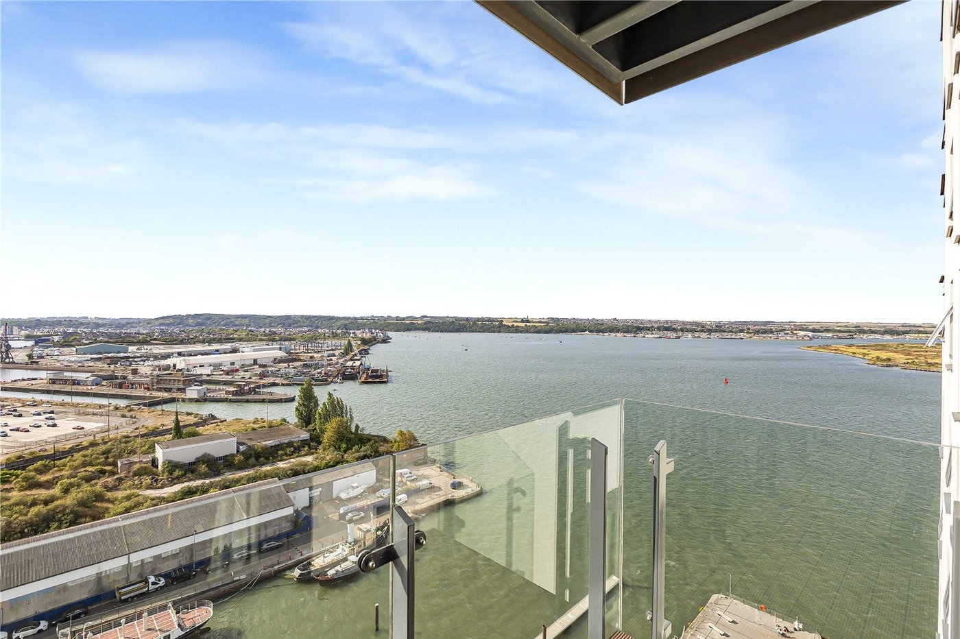 2 bedroom property for sale in Gillingham | Robinson Michael & Jackson