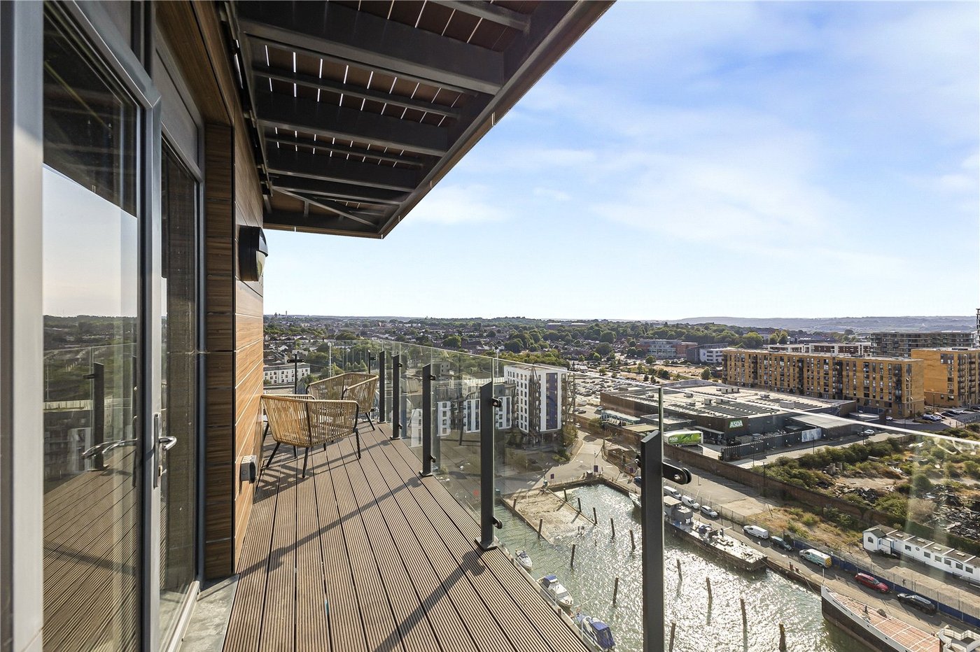 2 bedroom property for sale in Gillingham | Robinson Michael & Jackson