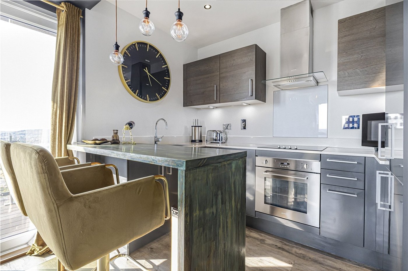 2 bedroom property for sale in Gillingham | Robinson Michael & Jackson