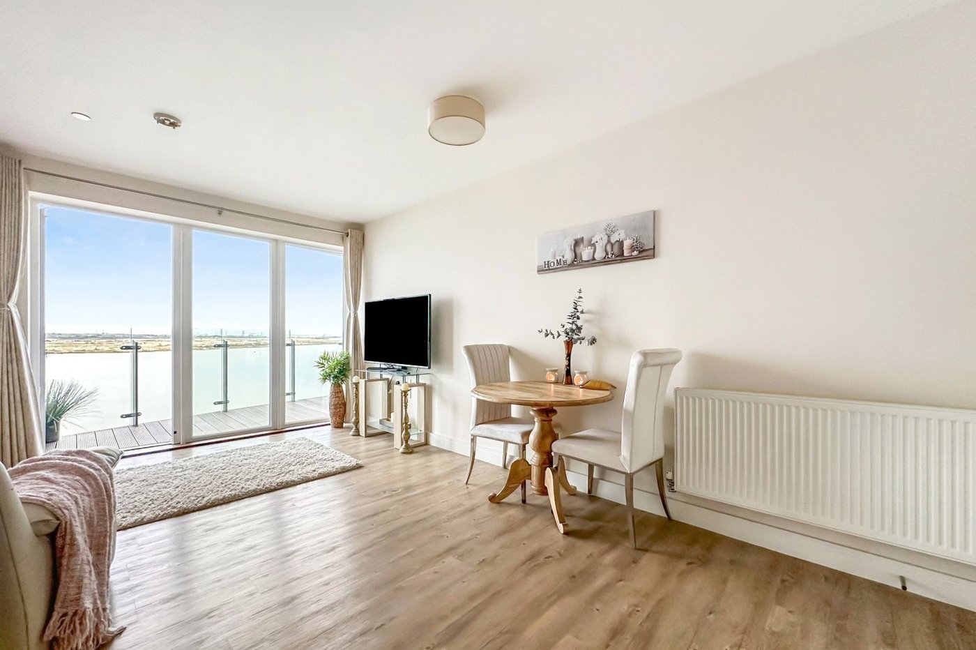 2 bedroom property for sale in Gillingham | Robinson Michael & Jackson