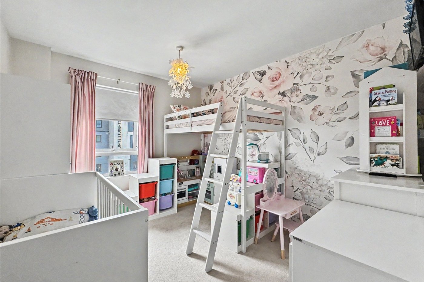 2 bedroom property for sale in Gillingham | Robinson Michael & Jackson