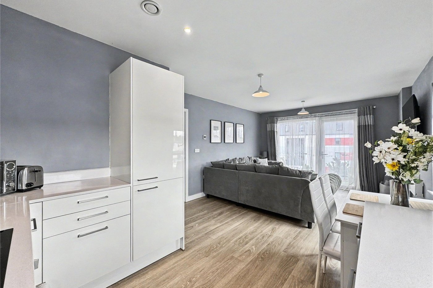 2 bedroom property for sale in Gillingham | Robinson Michael & Jackson