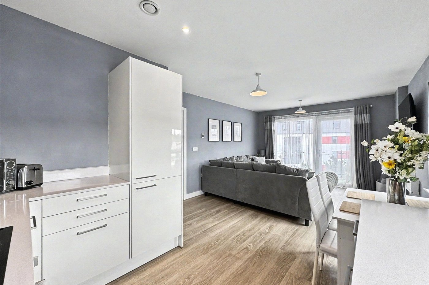 2 bedroom property for sale in Gillingham | Robinson Michael & Jackson