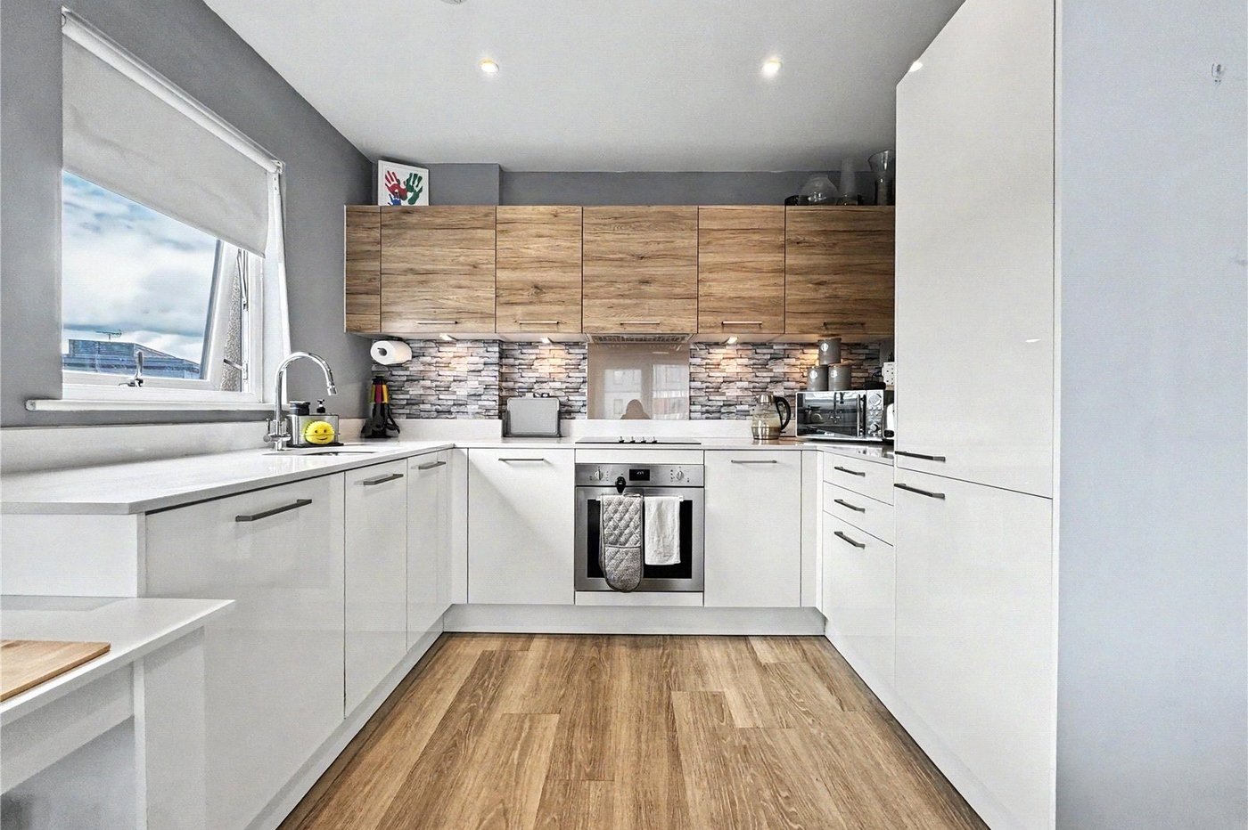 2 bedroom property for sale in Gillingham | Robinson Michael & Jackson