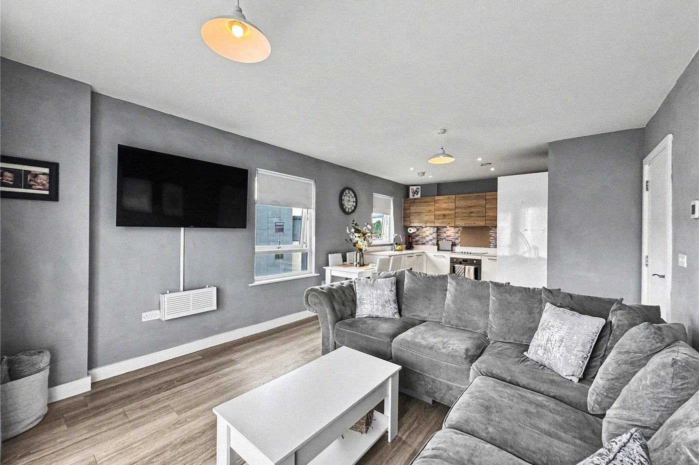 2 bedroom property for sale in Gillingham | Robinson Michael & Jackson