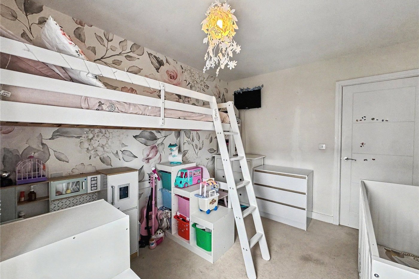 2 bedroom property for sale in Gillingham | Robinson Michael & Jackson