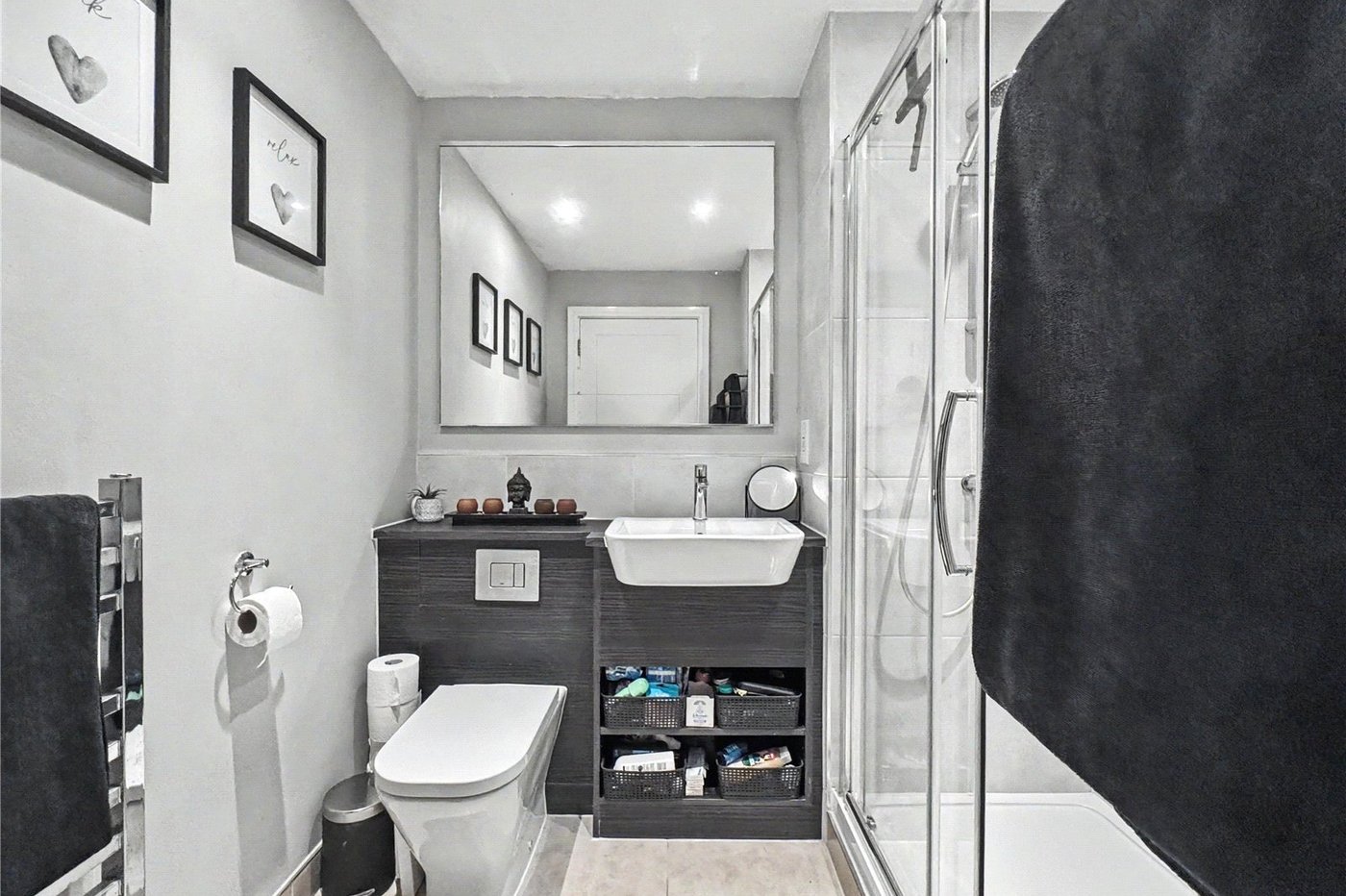 2 bedroom property for sale in Gillingham | Robinson Michael & Jackson