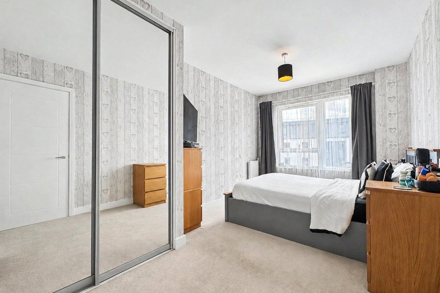 2 bedroom property for sale in Gillingham | Robinson Michael & Jackson