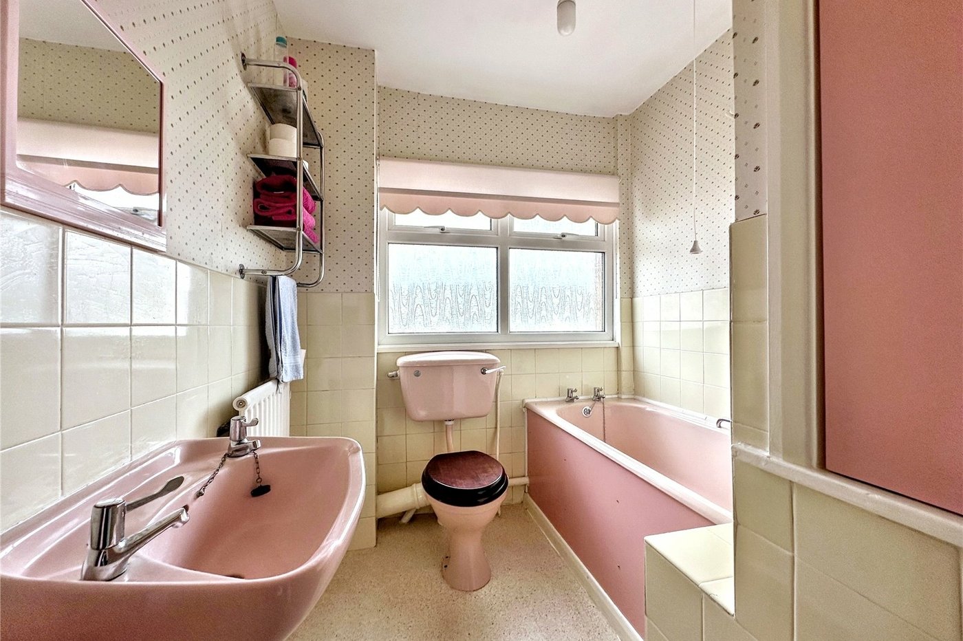 3 bedroom house for sale in Rainham | Robinson Michael & Jackson