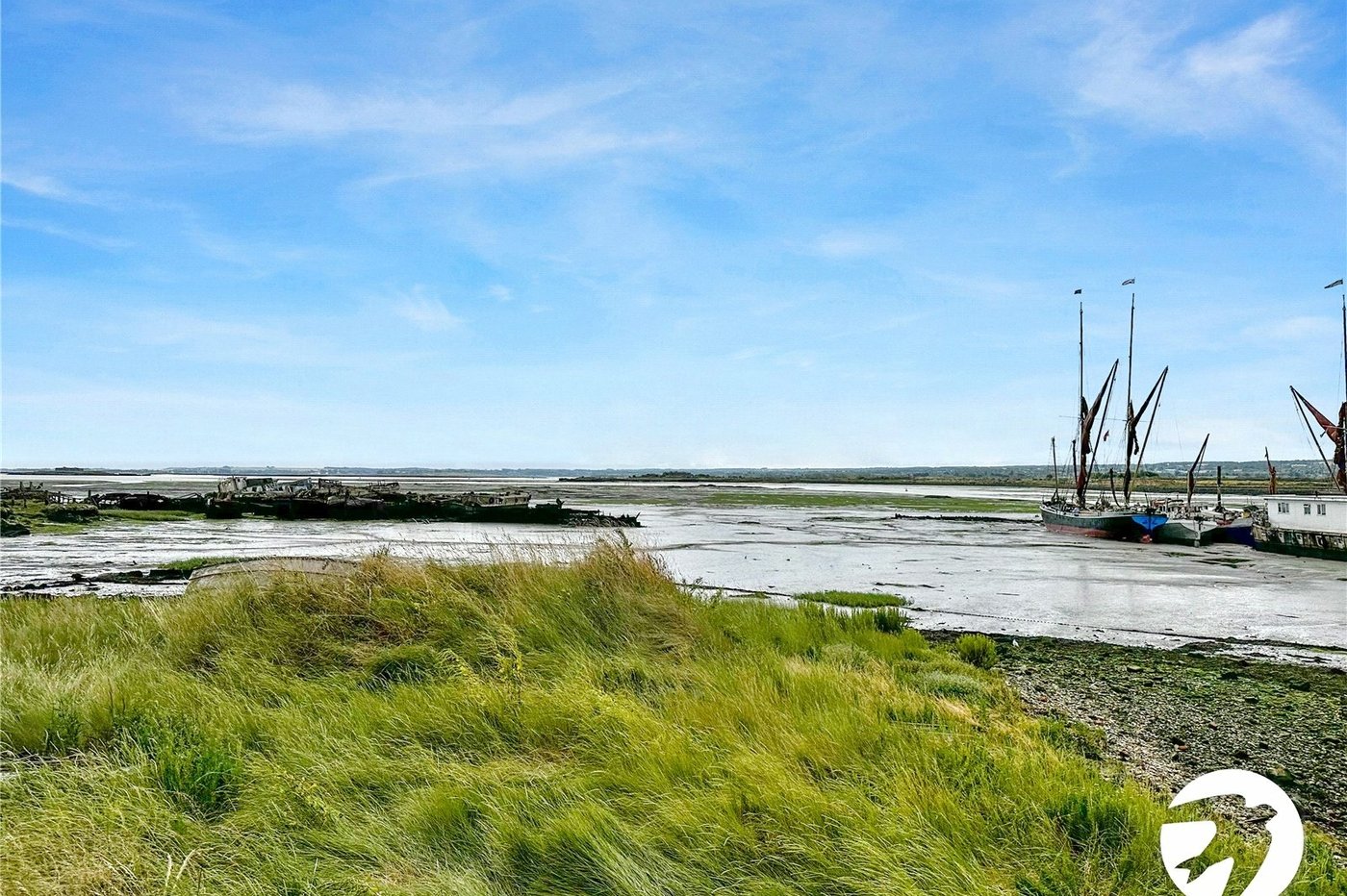 2 bedroom bungalow for sale in Hoo | Robinson Michael & Jackson