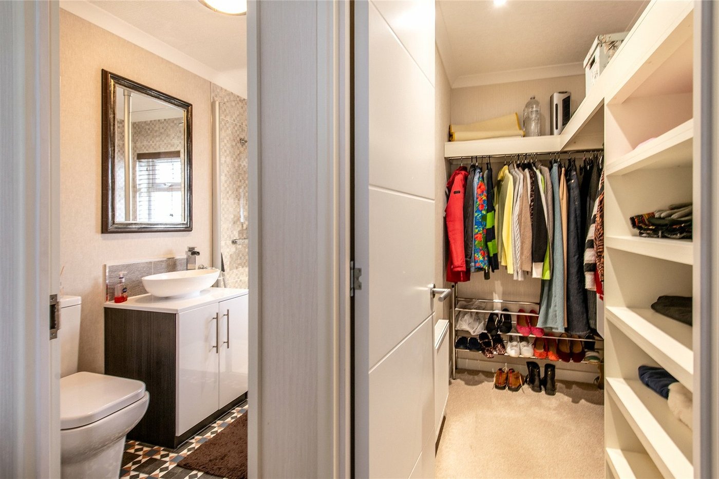 2 bedroom bungalow for sale in Hoo | Robinson Michael & Jackson