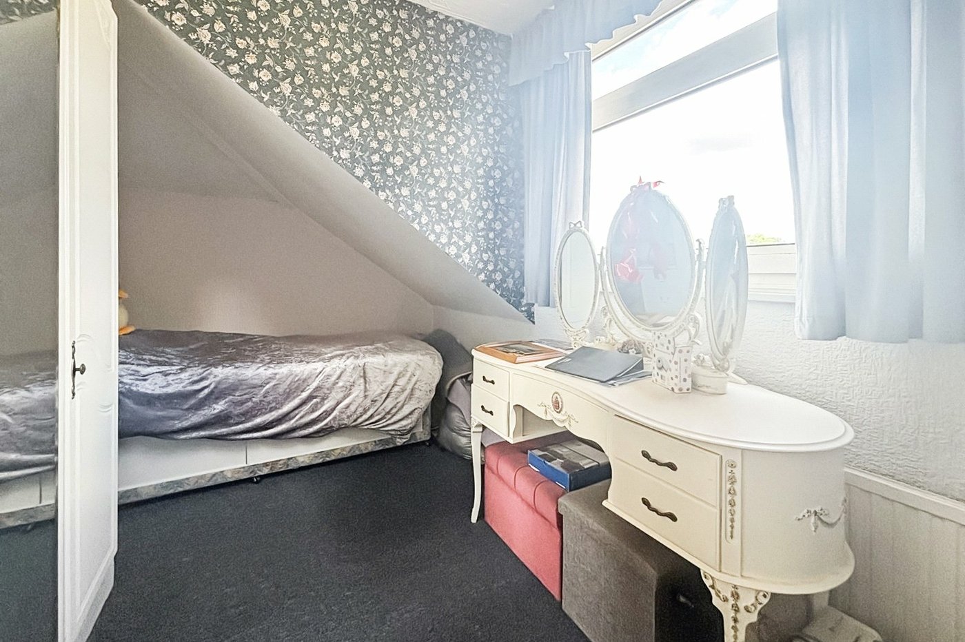 3 bedroom bungalow for sale in Bexley | Robinson Jackson