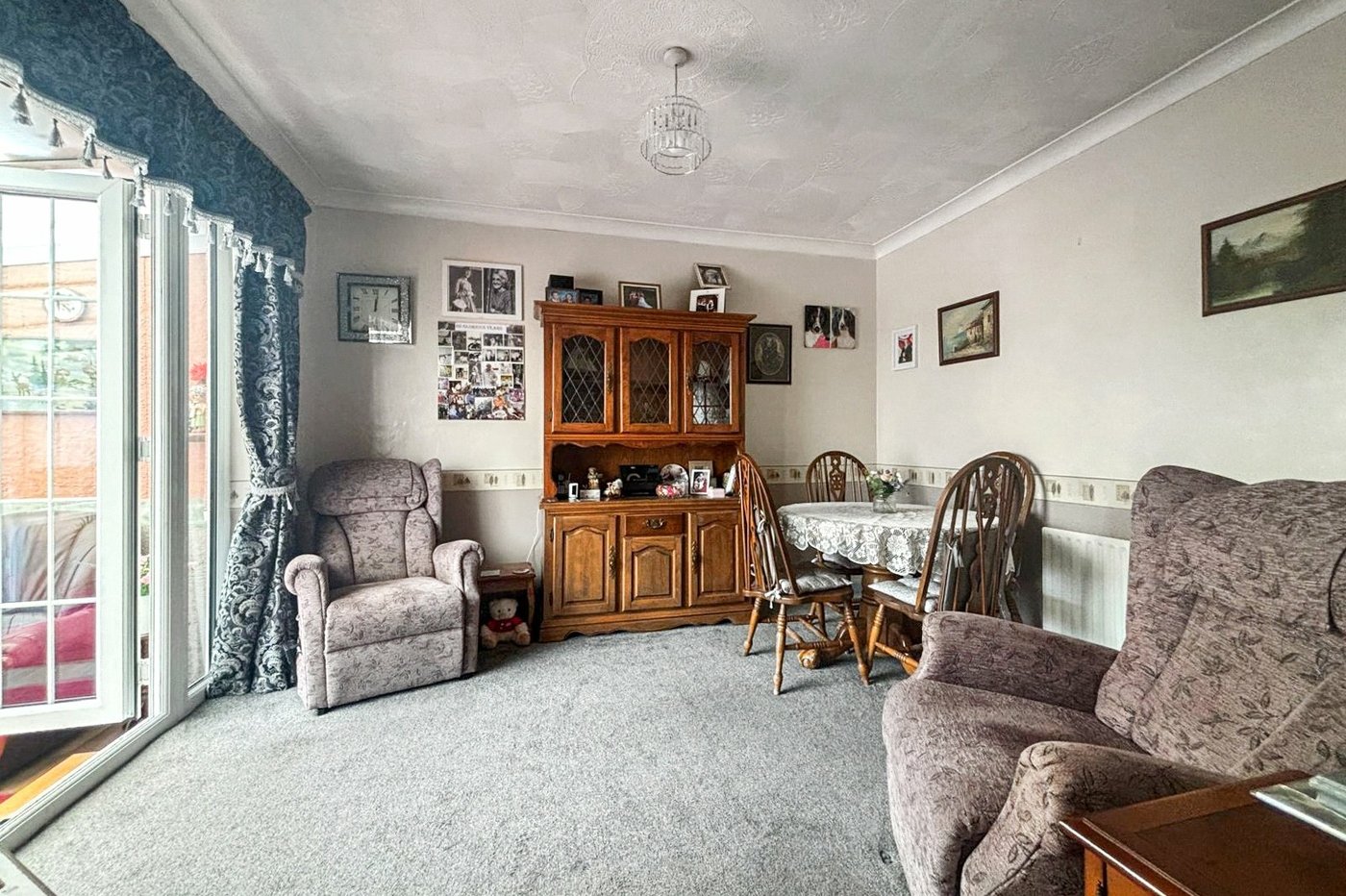 3 bedroom bungalow for sale in Bexley | Robinson Jackson