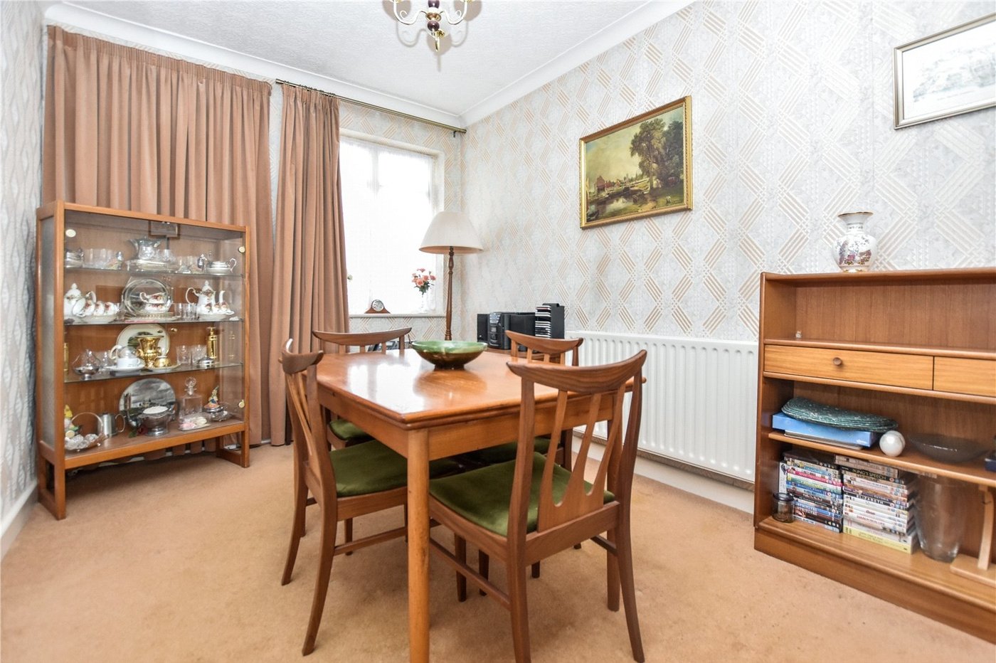 2 bedroom bungalow for sale in Bexleyheath | Robinson Jackson