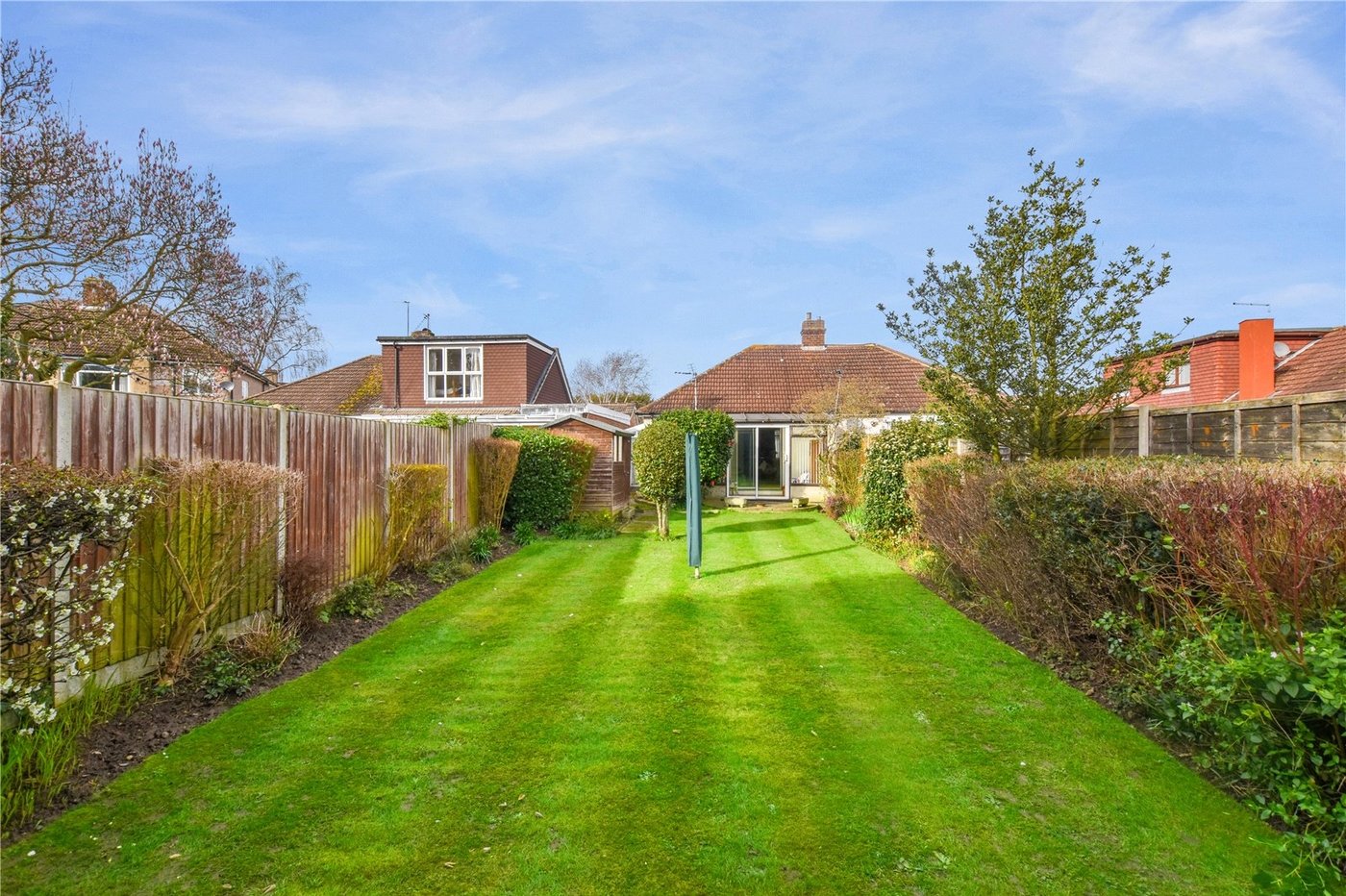 2 bedroom bungalow for sale in Bexleyheath | Robinson Jackson