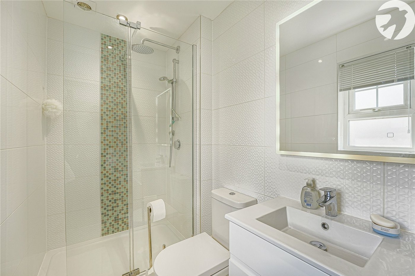 3 bedroom house for sale in Swanscombe | Robinson Jackson