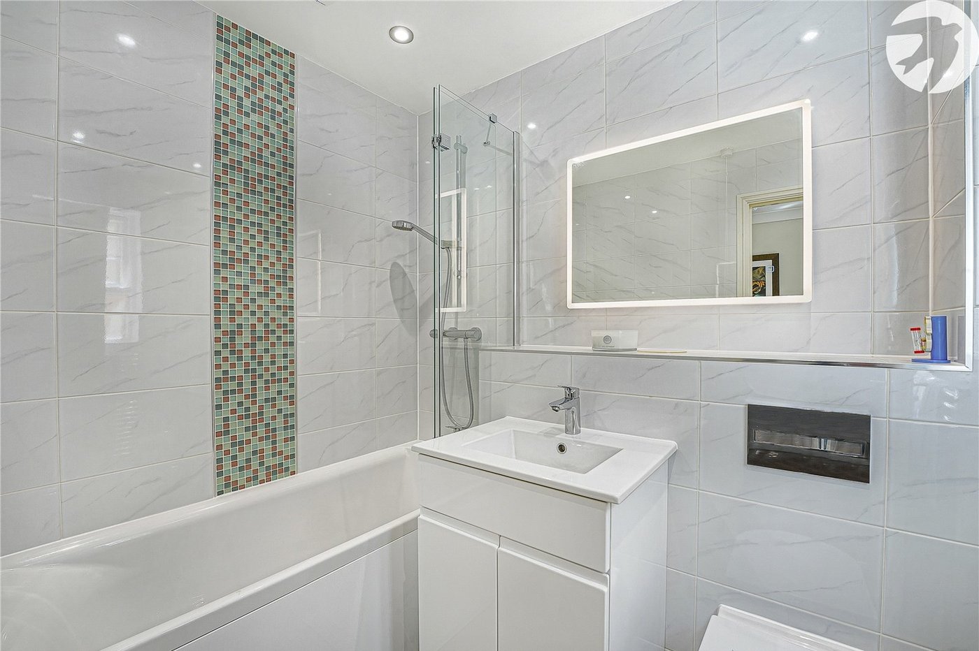 3 bedroom house for sale in Swanscombe | Robinson Jackson