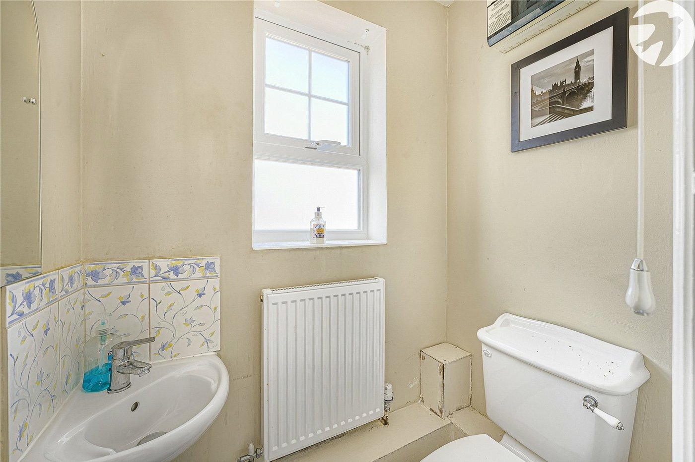 3 bedroom house for sale in Swanscombe | Robinson Jackson