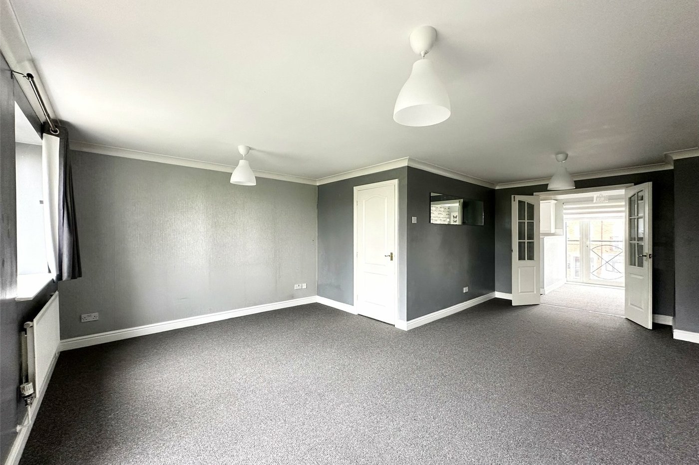 3 bedroom property for sale in Swanscombe | Robinson Jackson