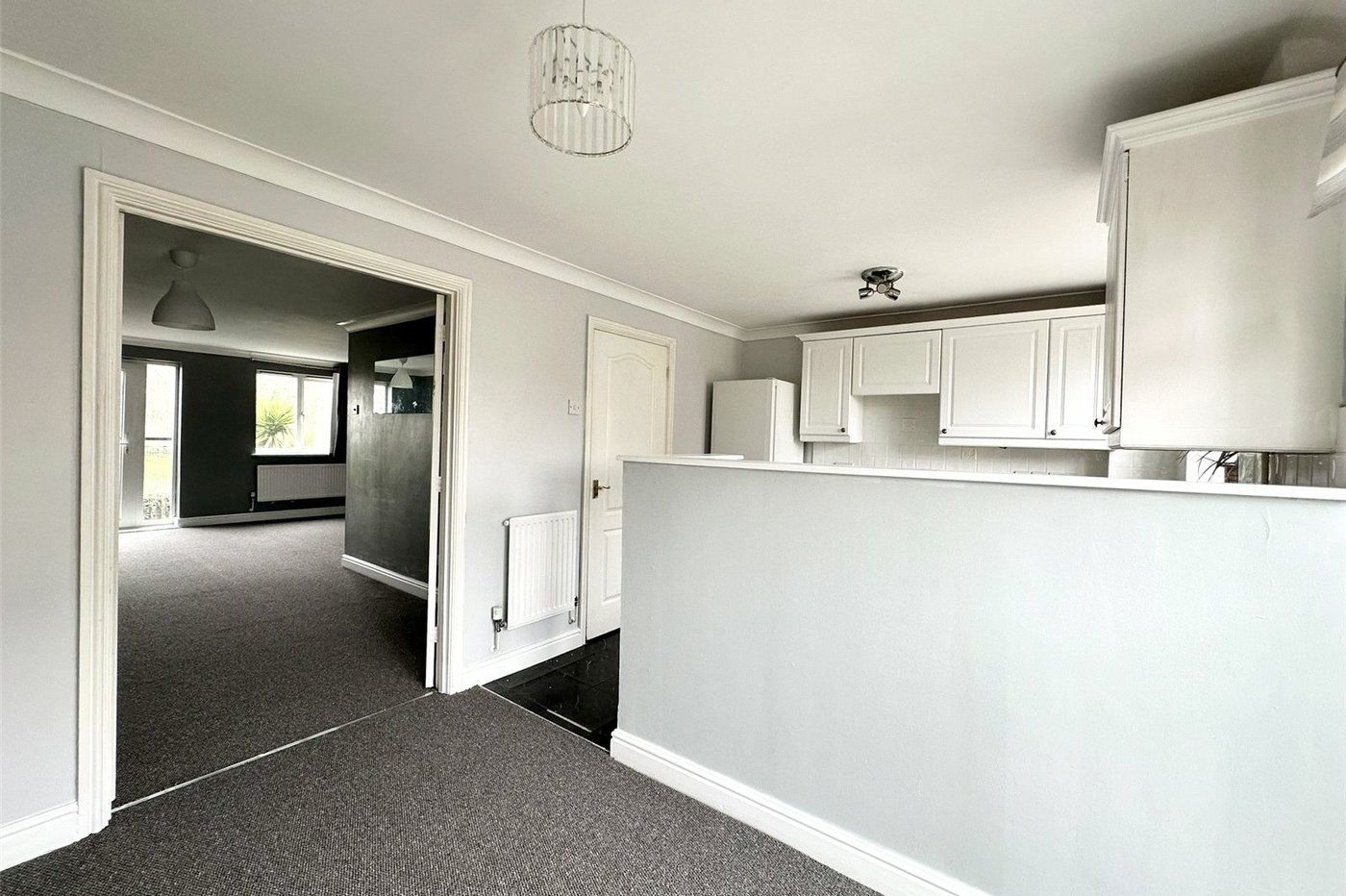 3 bedroom property for sale in Swanscombe | Robinson Jackson