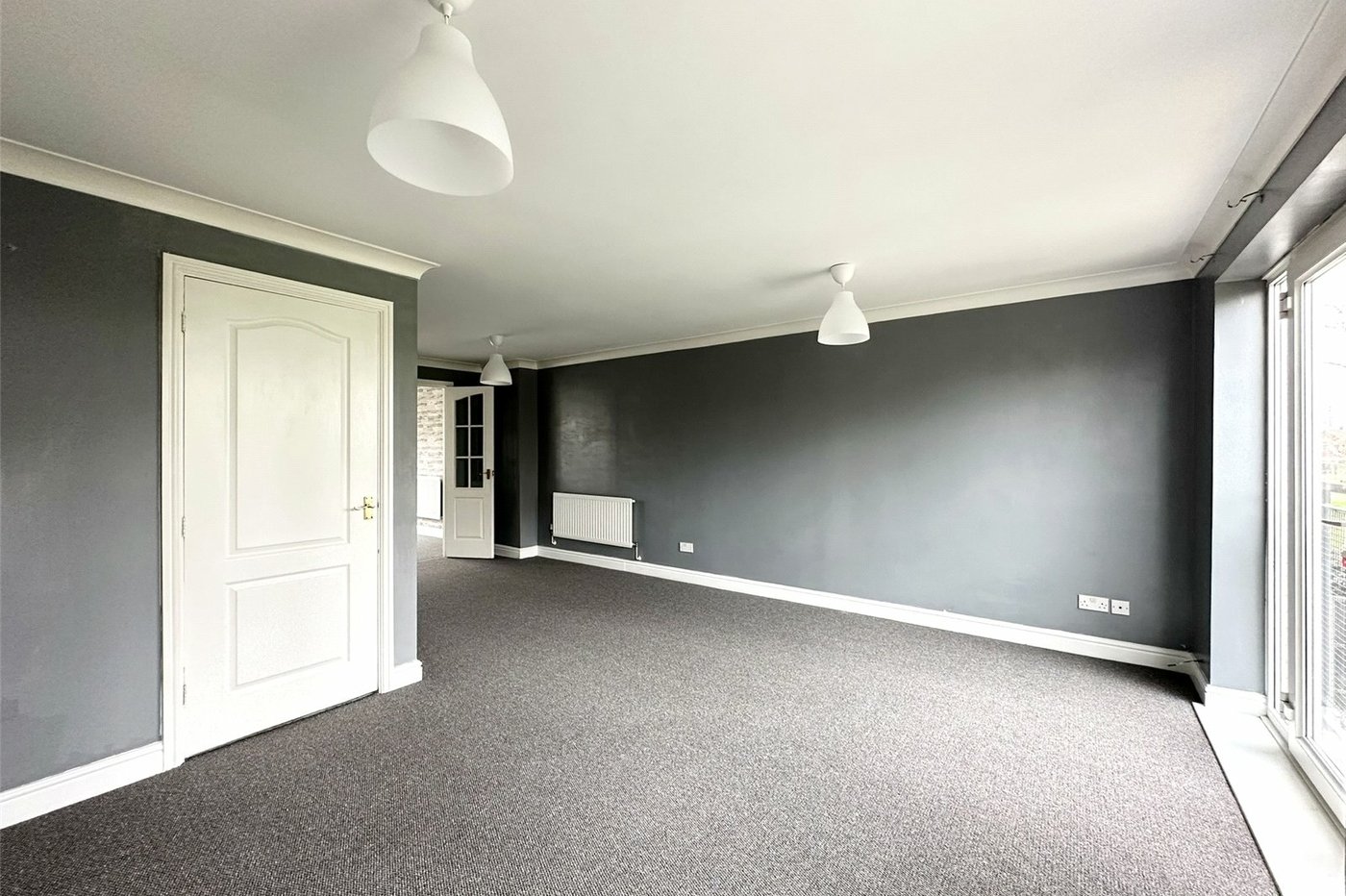 3 bedroom property for sale in Swanscombe | Robinson Jackson