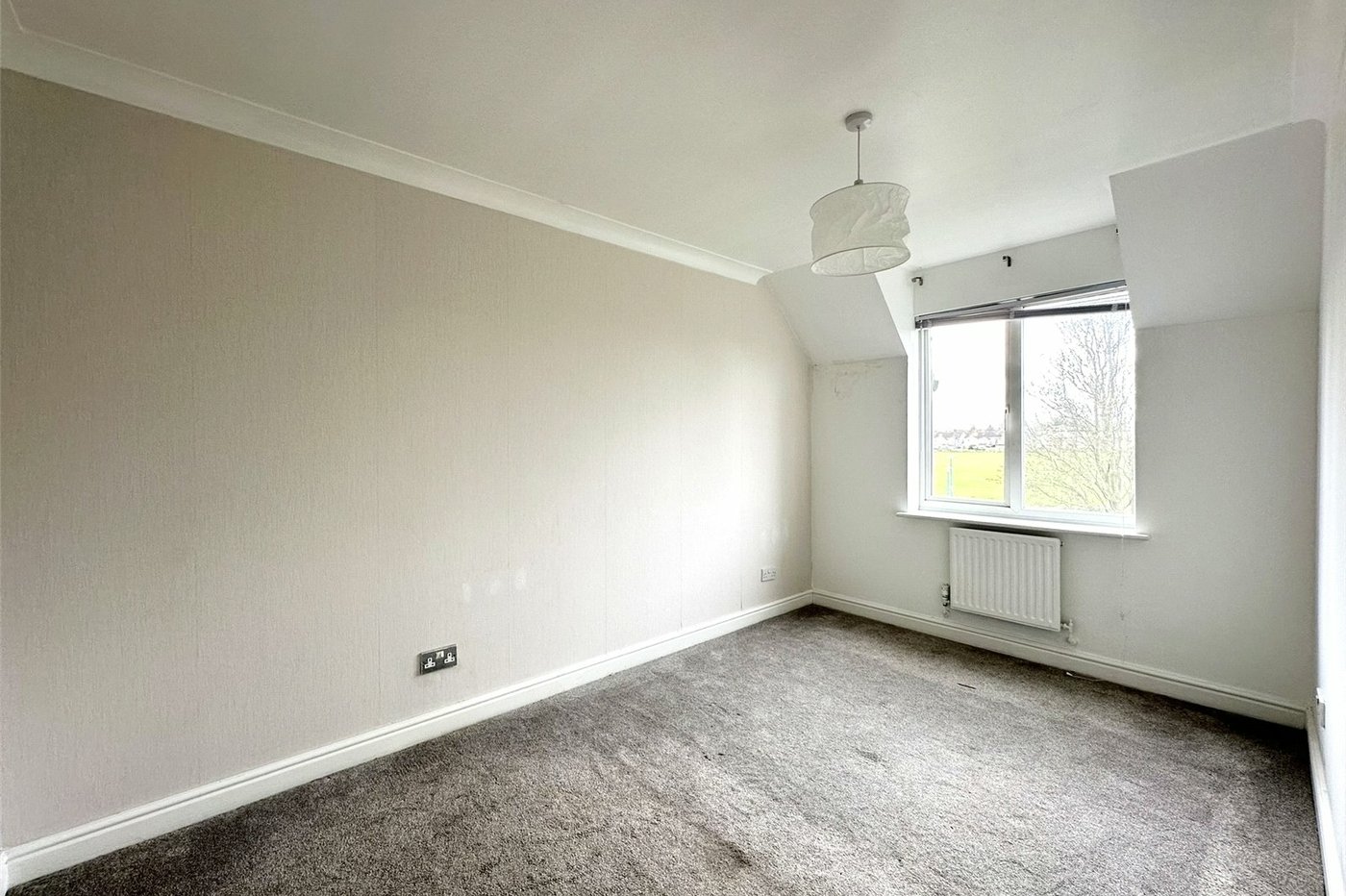 3 bedroom property for sale in Swanscombe | Robinson Jackson