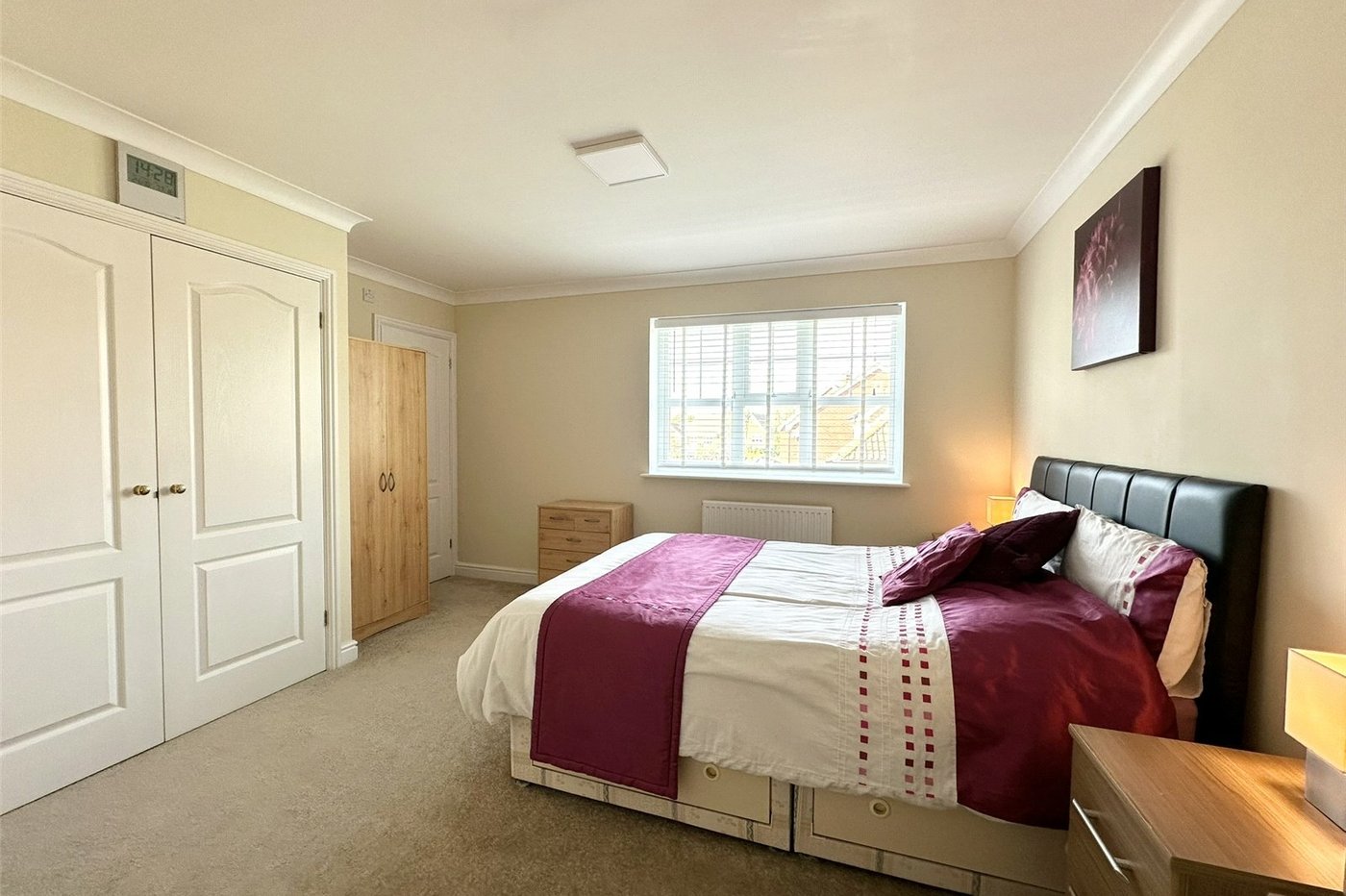 3 bedroom house for sale in Swanscombe | Robinson Jackson