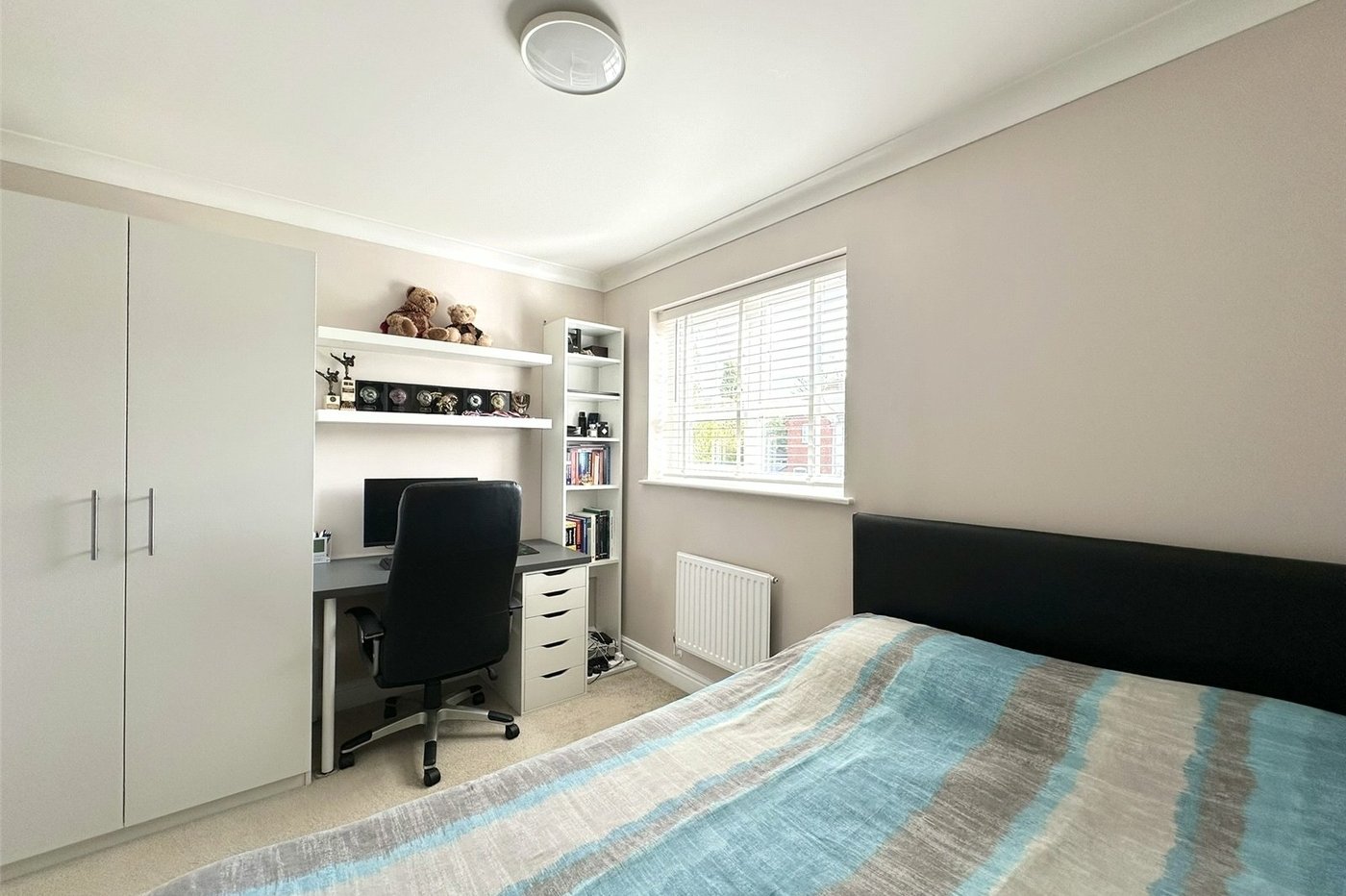 3 bedroom house for sale in Swanscombe | Robinson Jackson