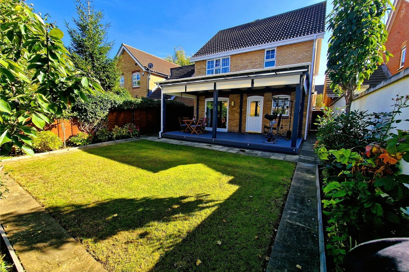 3 bedroom house for sale in Swanscombe | Robinson Jackson