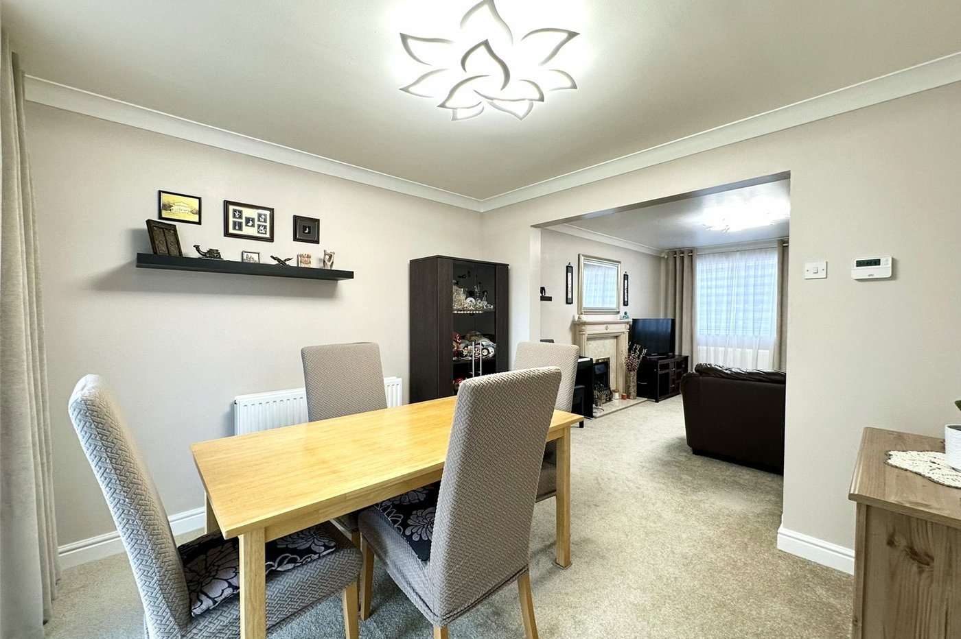 3 bedroom house for sale in Swanscombe | Robinson Jackson