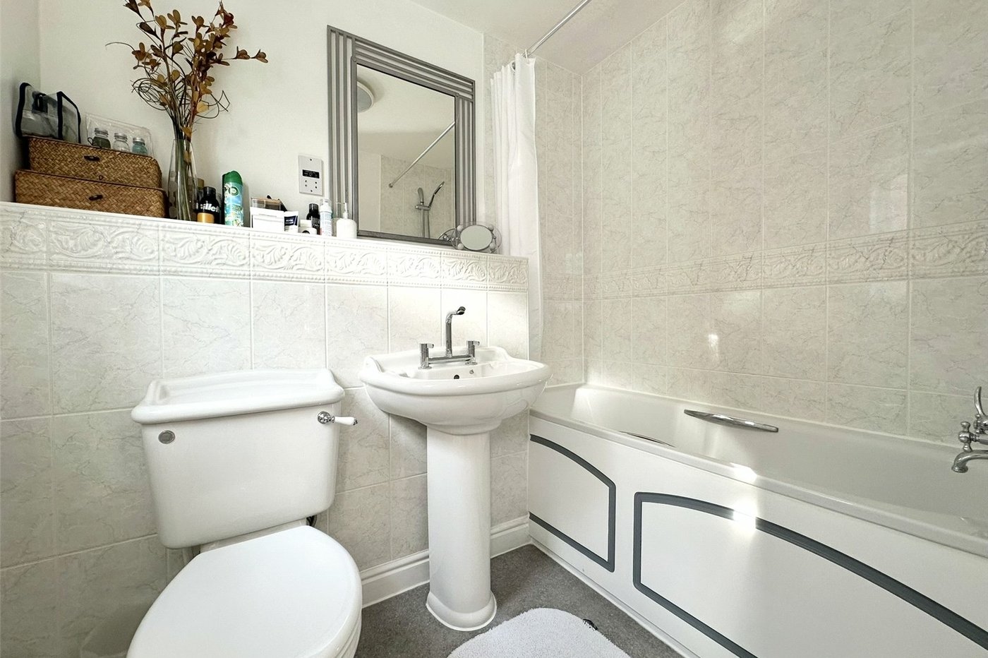 3 bedroom house for sale in Swanscombe | Robinson Jackson