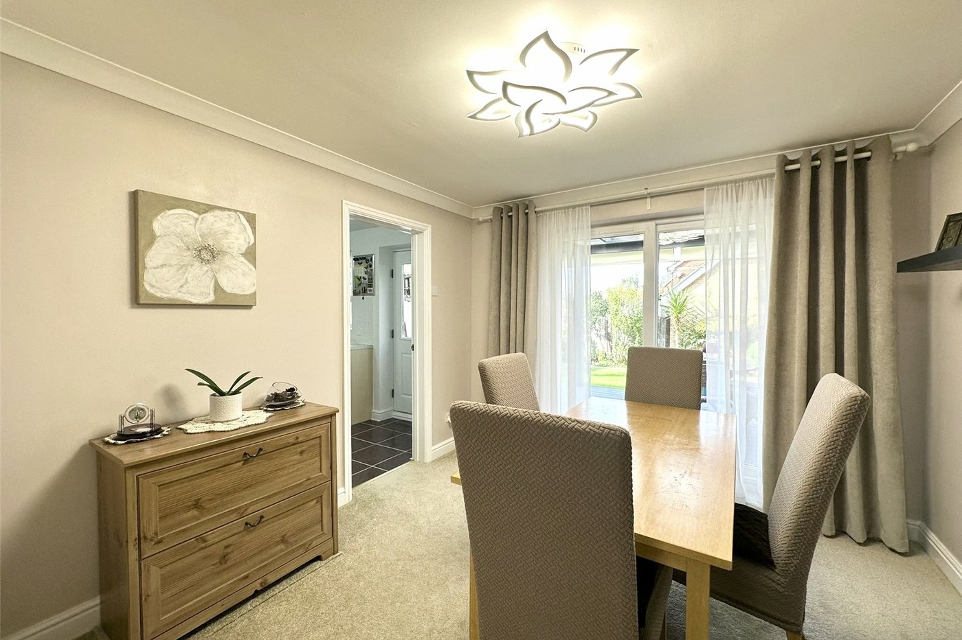 3 bedroom house for sale in Swanscombe | Robinson Jackson