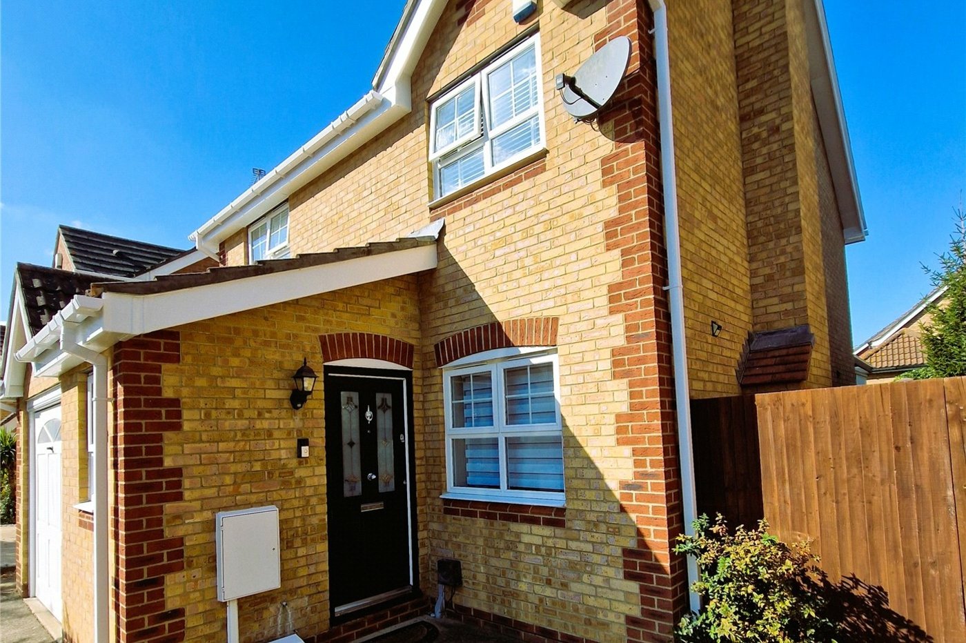 3 bedroom house for sale in Swanscombe | Robinson Jackson