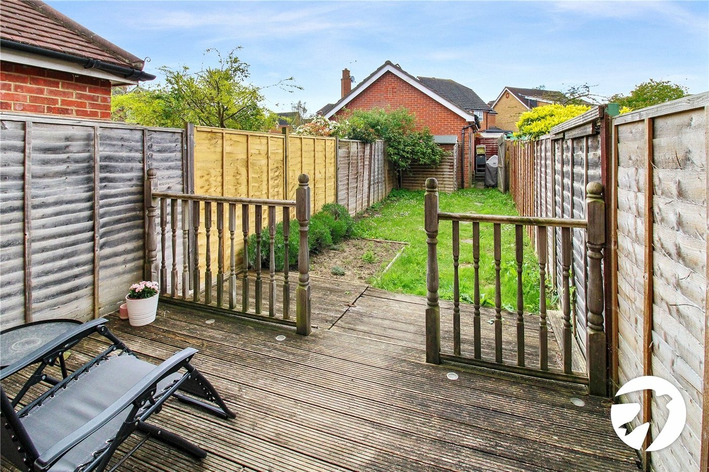 2 bedroom house for sale in Swanscombe | Robinson Jackson