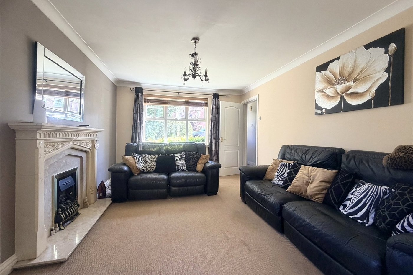 4 bedroom house for sale in Swanscombe | Robinson Jackson