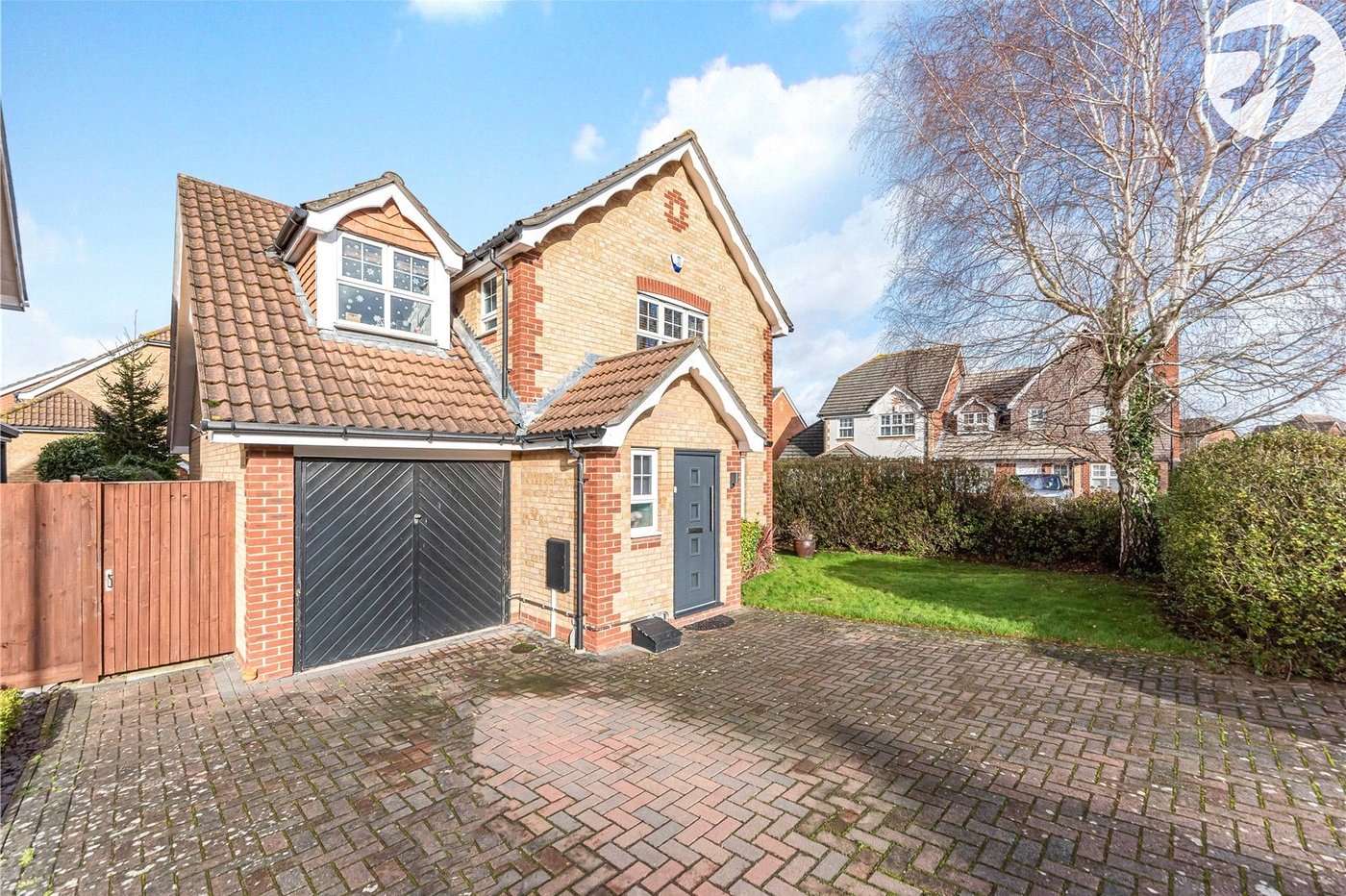 4 bedroom house for sale in Swanscombe | Robinson Jackson