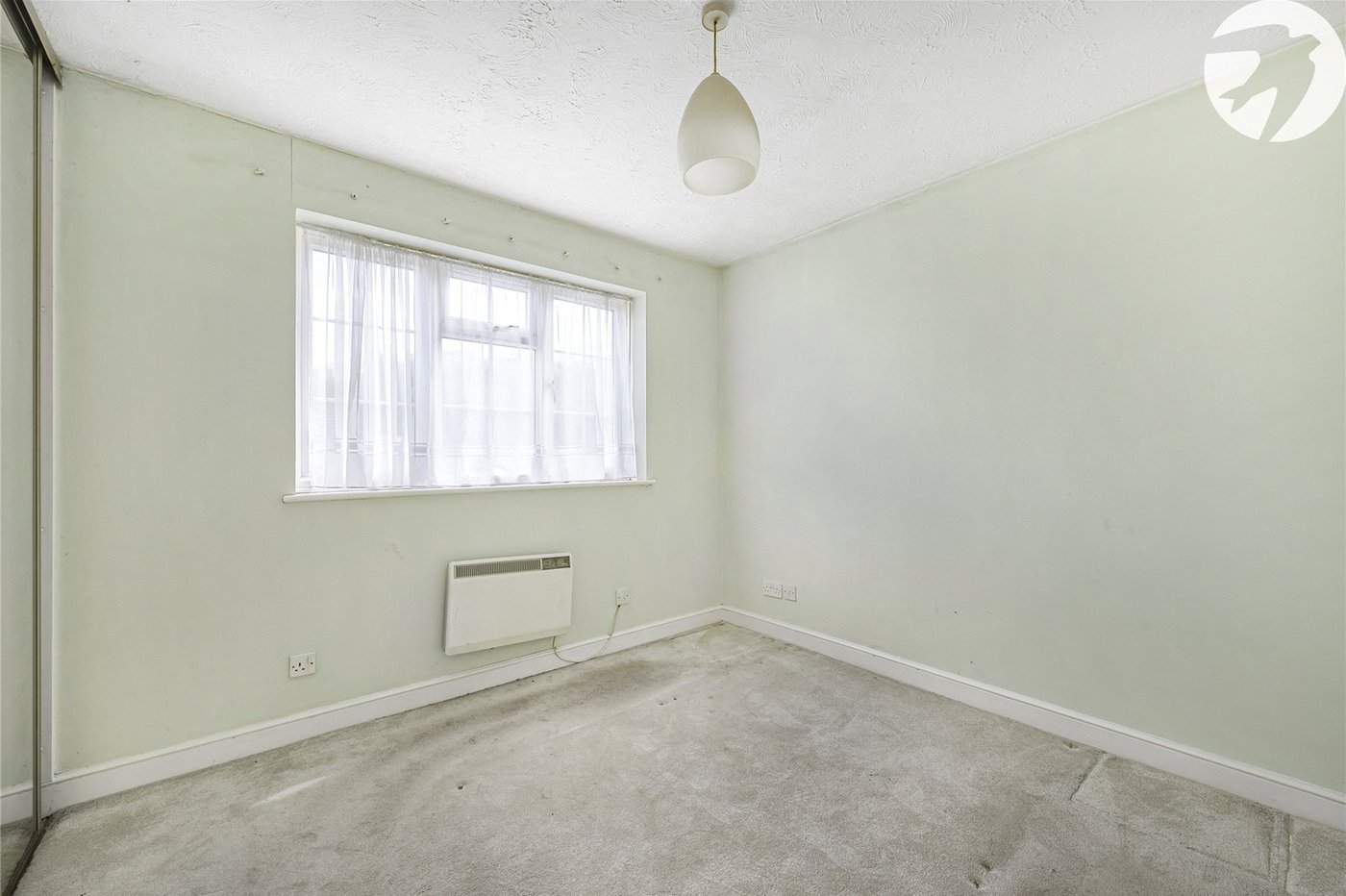 1 bedroom house for sale in Greenhithe | Robinson Jackson