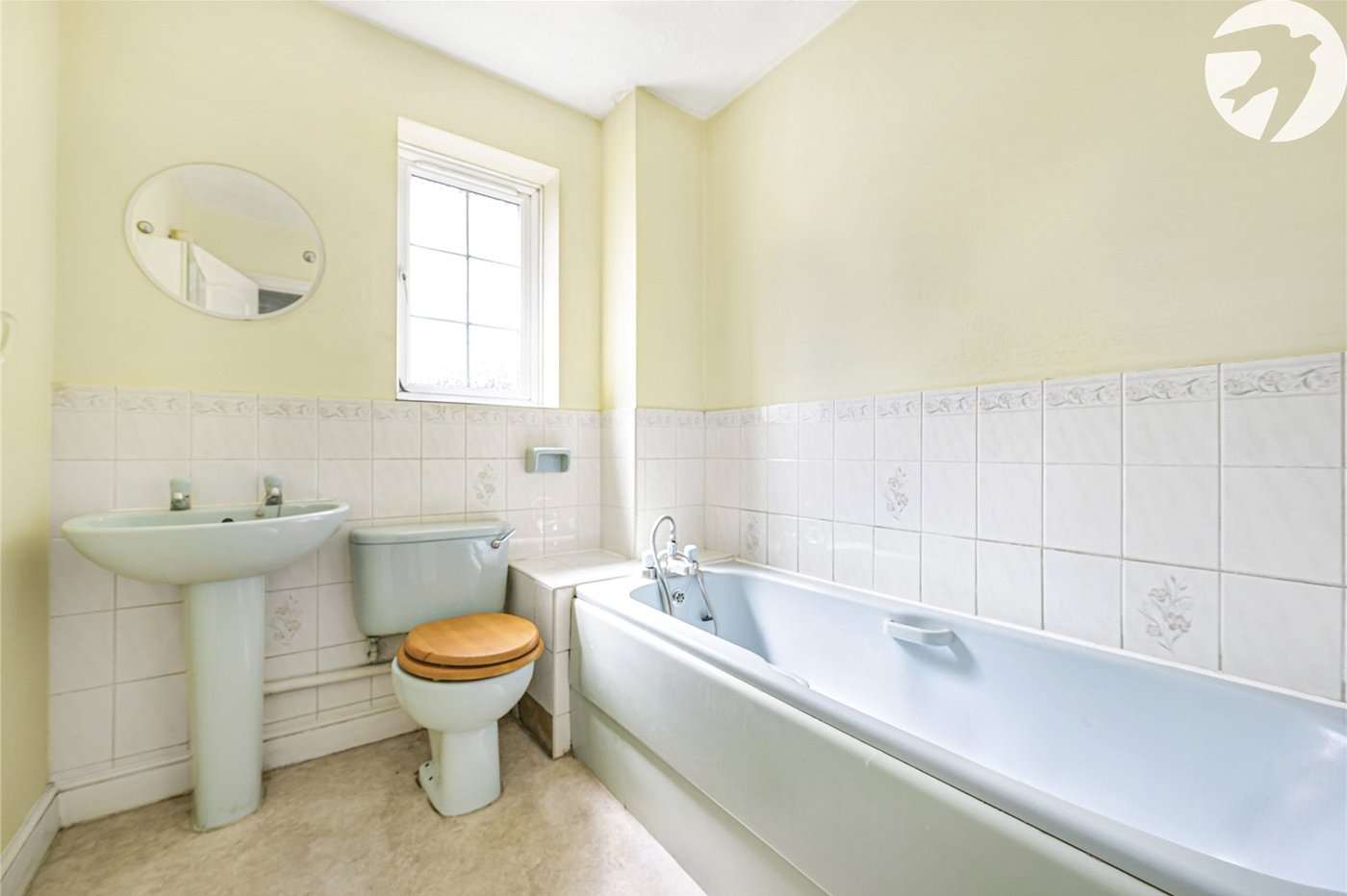 1 bedroom house for sale in Greenhithe | Robinson Jackson