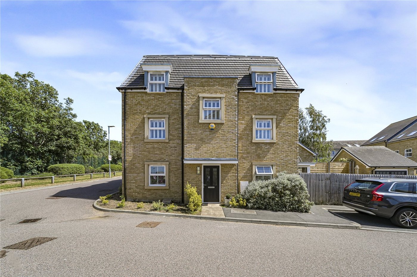 4 bedroom house for sale in Dartford | Robinson Jackson