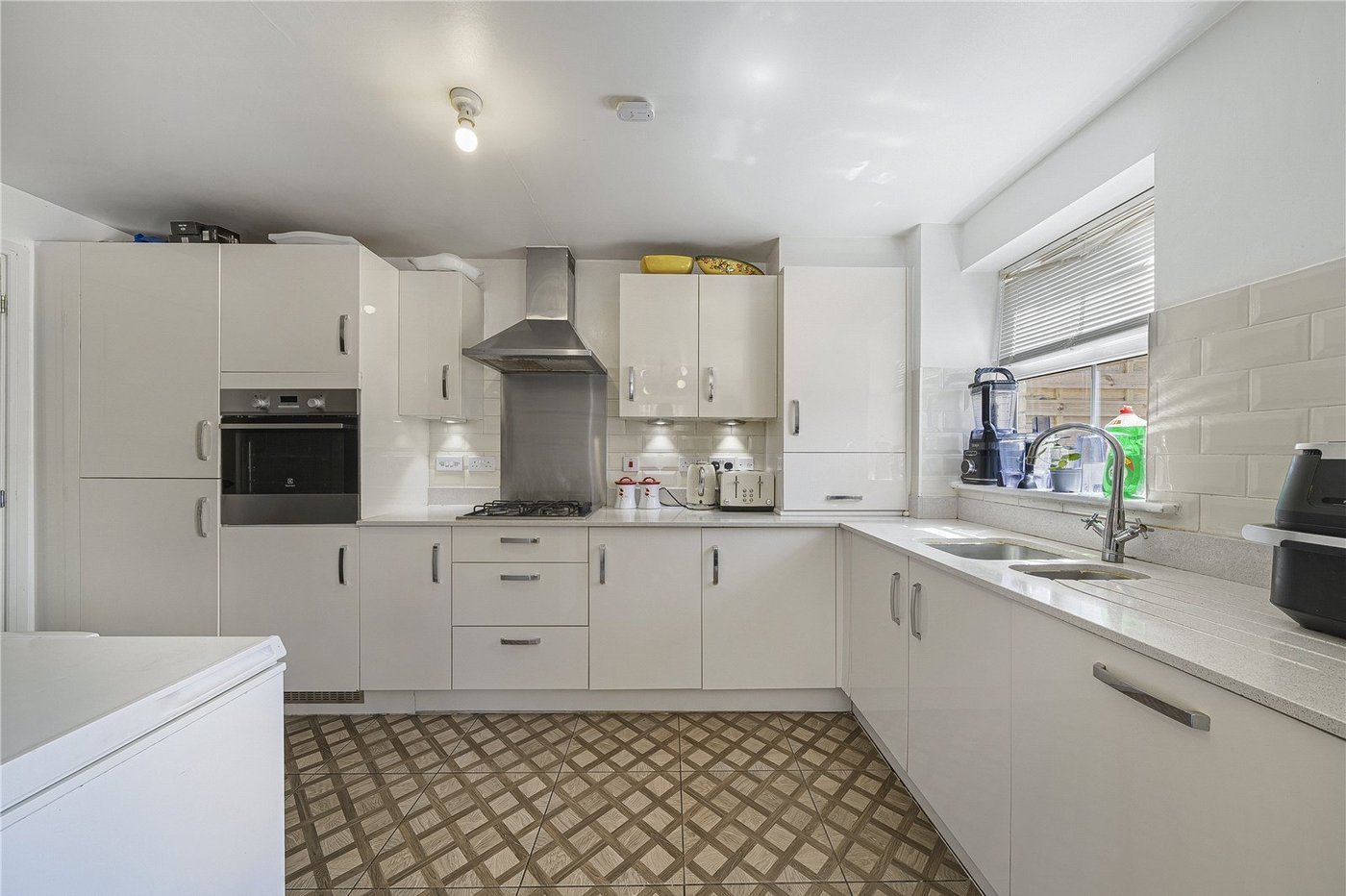 4 bedroom house for sale in Dartford | Robinson Jackson