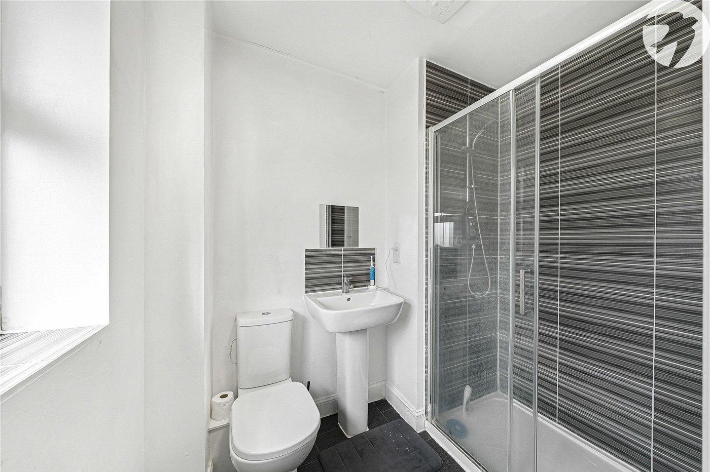 4 bedroom house for sale in Phoenix Quarter | Robinson Jackson