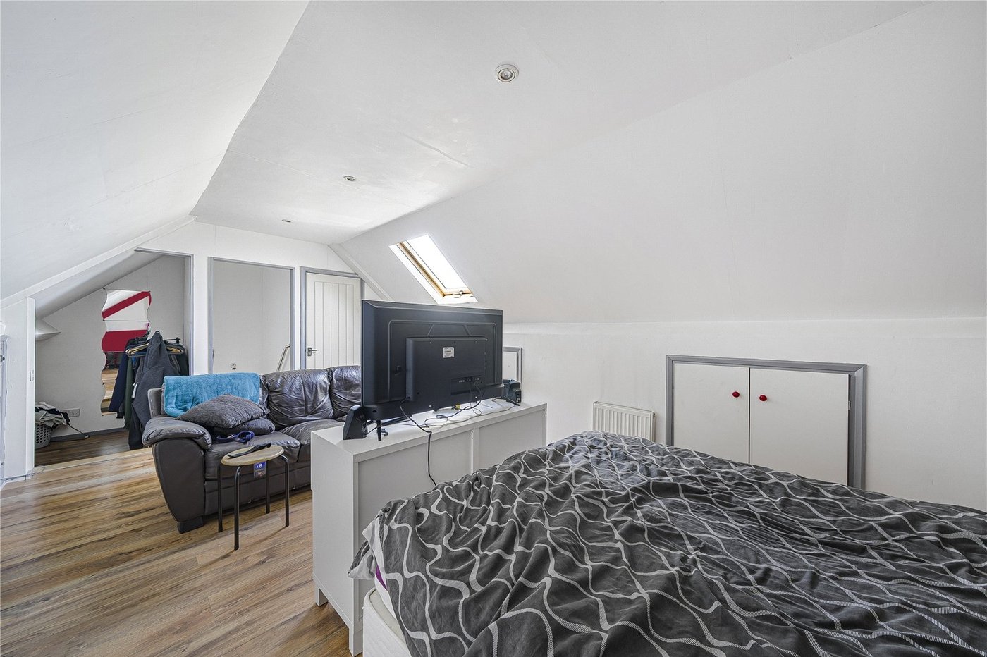 5 bedroom house for sale in Dartford | Robinson Jackson