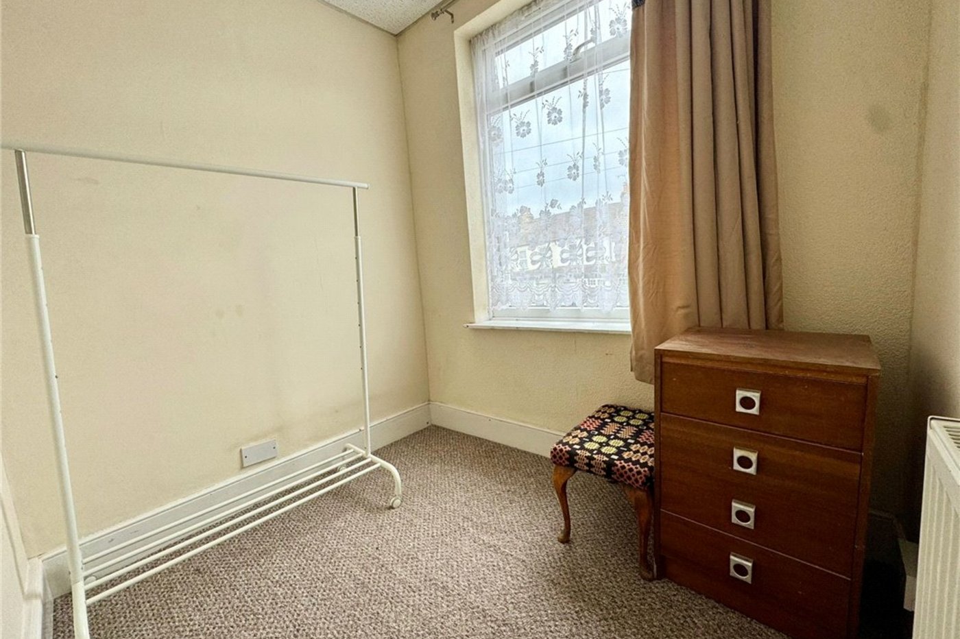 3 bedroom house for sale in Orpington | Robinson Jackson