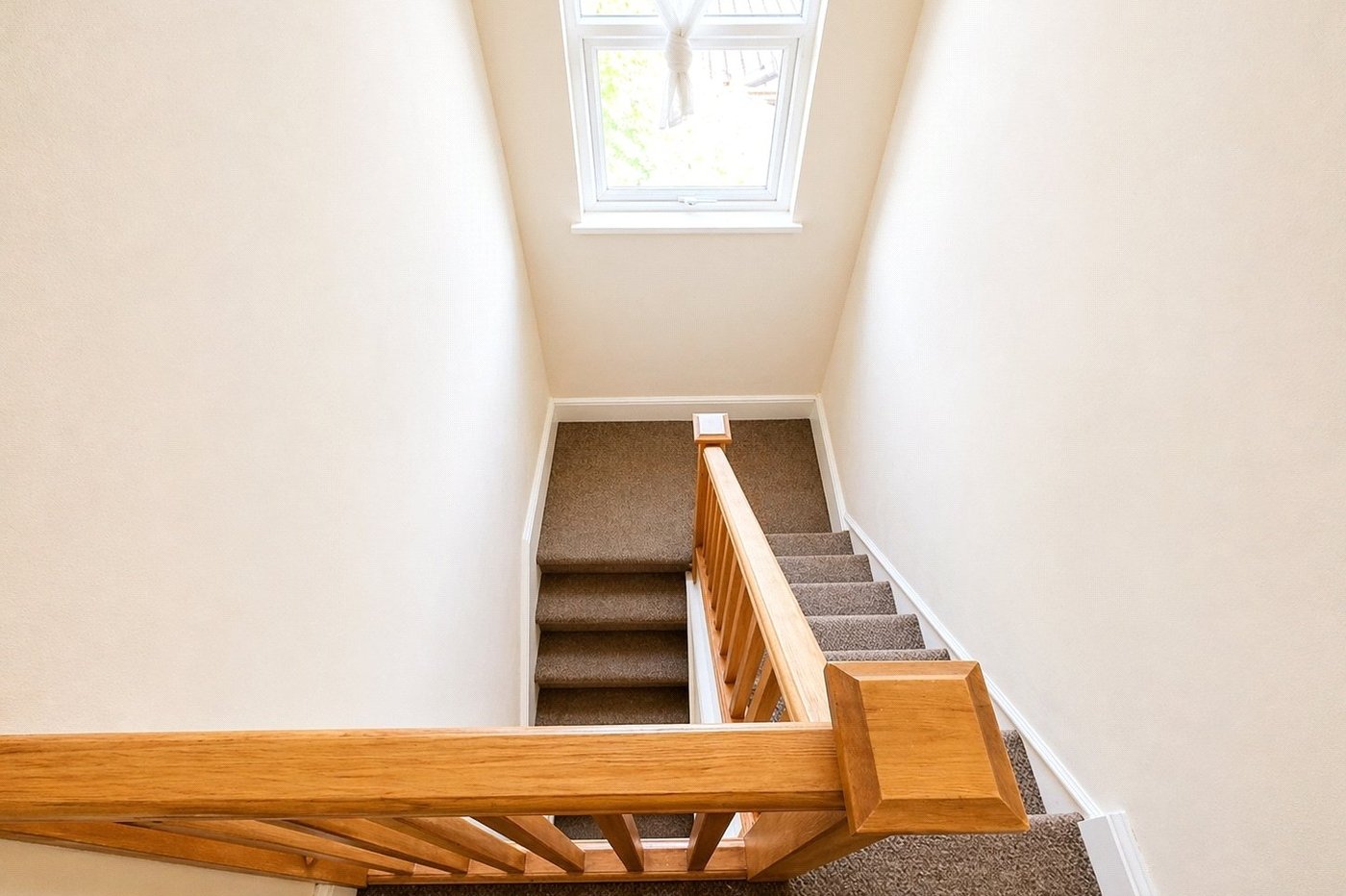 2 bedroom property for sale in London | Robinson Jackson