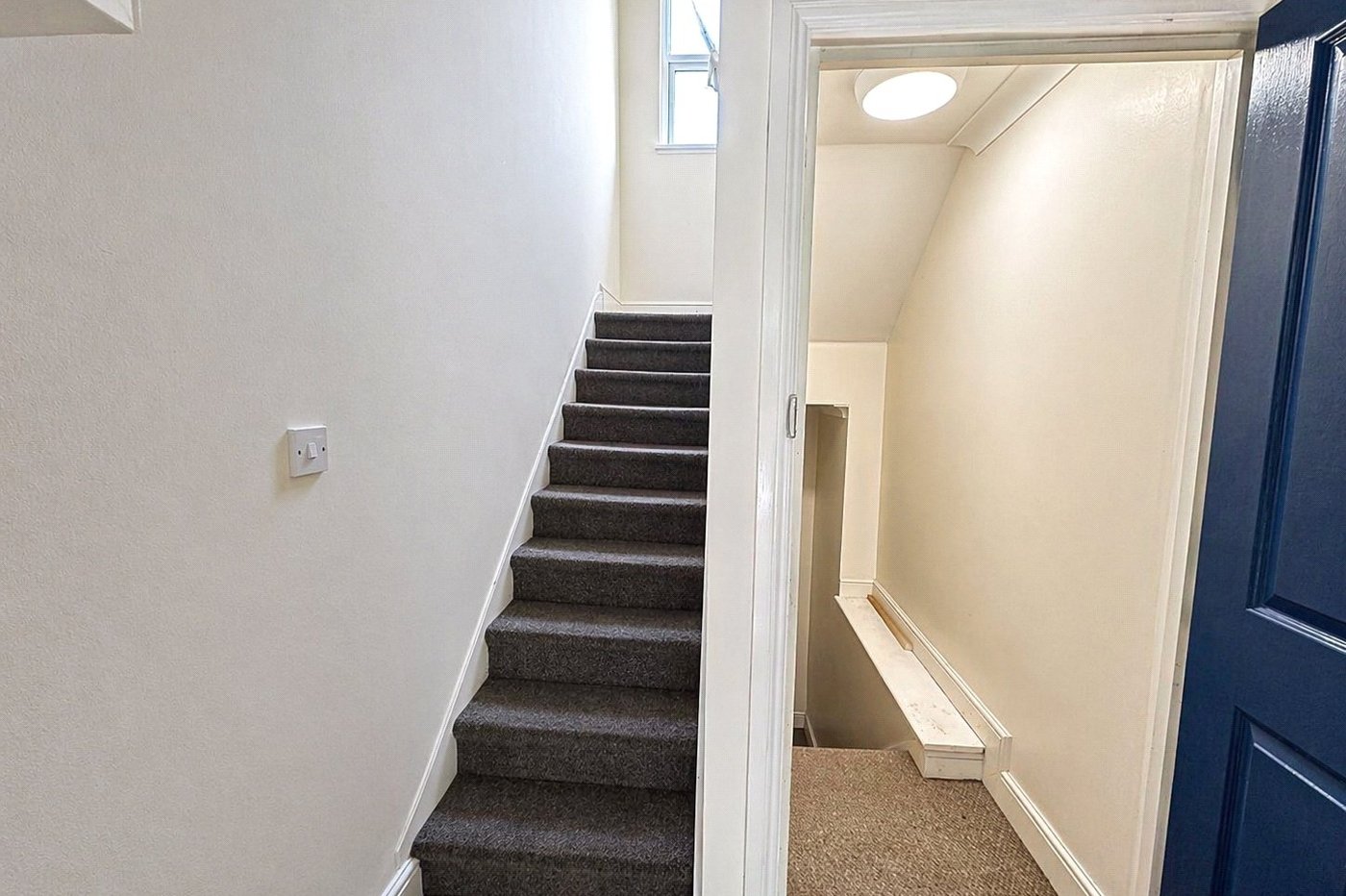 2 bedroom property for sale in London | Robinson Jackson
