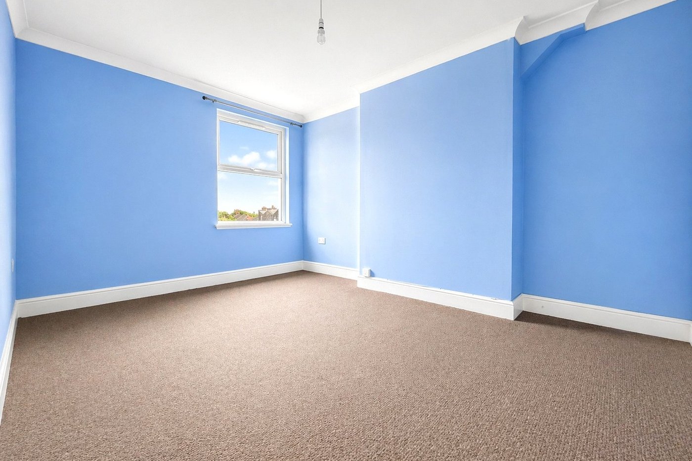 2 bedroom property for sale in London | Robinson Jackson