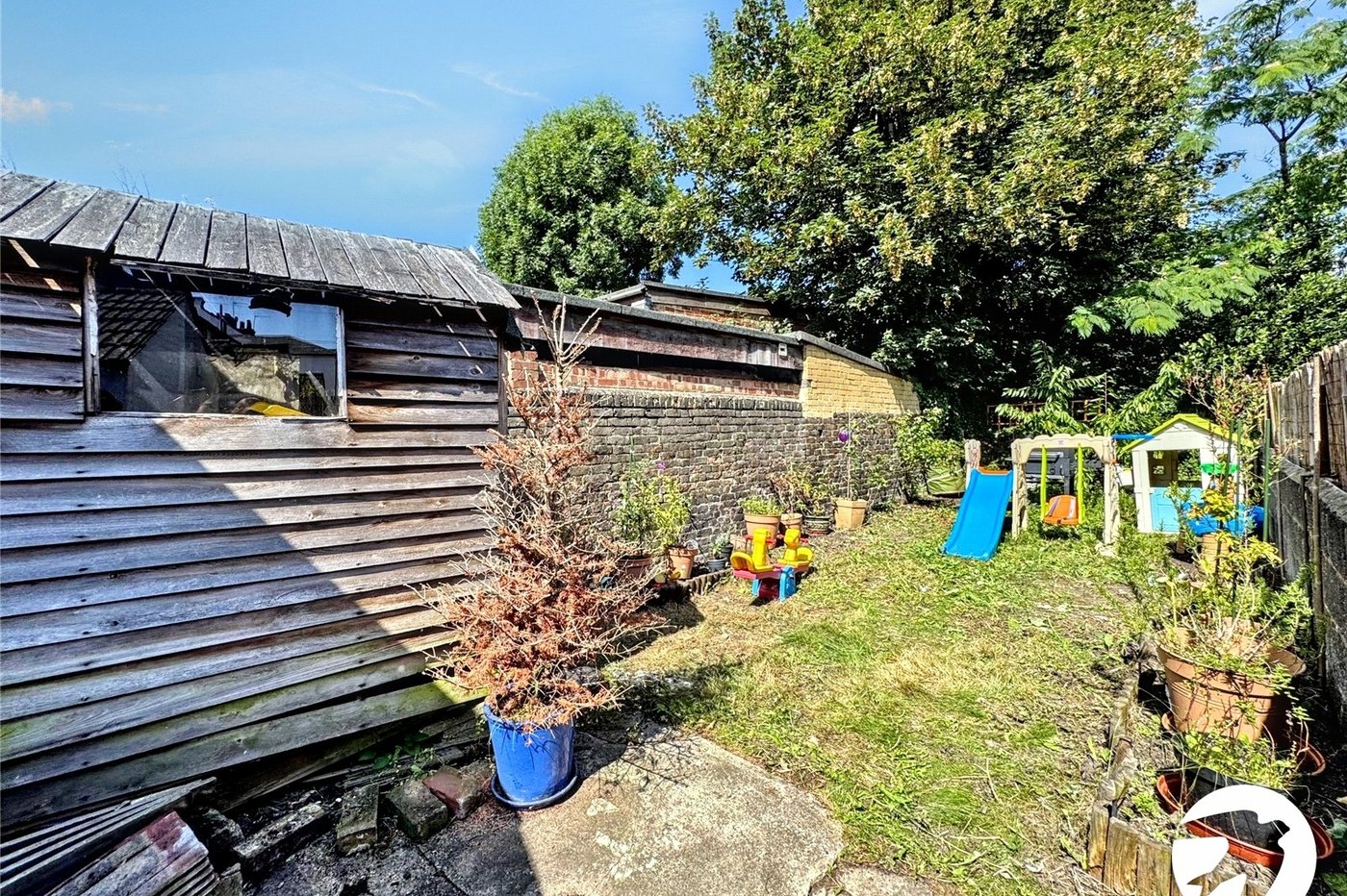 2 bedroom house for sale in Maidstone | Robinson Michael & Jackson